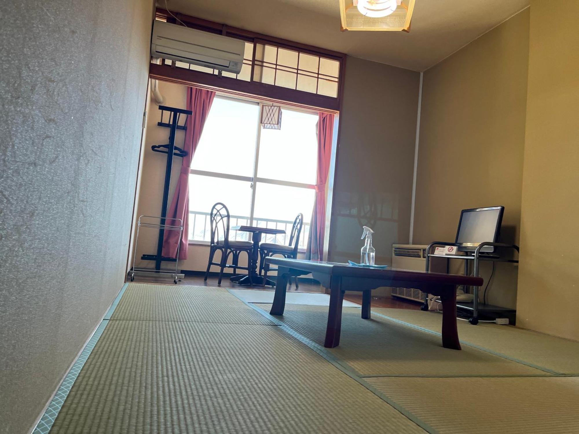 Ishiuchi Ski Center Minamiuonuma Buitenkant foto